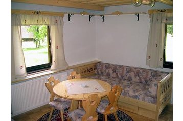 Slovenija Privát Ukanc, Eksterier